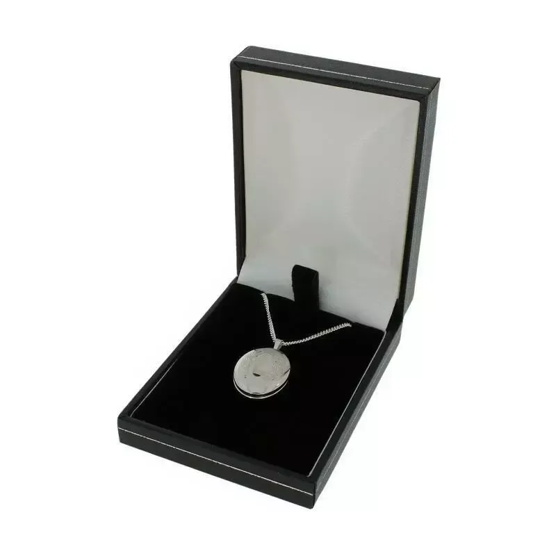 Sterling Silver Ladies Locket Pendant and Chain