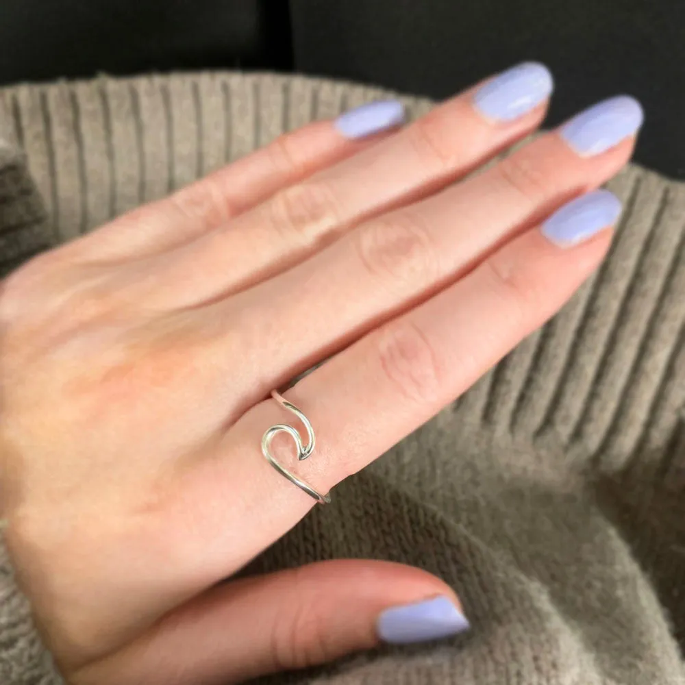 Sterling Silver Silhouette Wave Ring