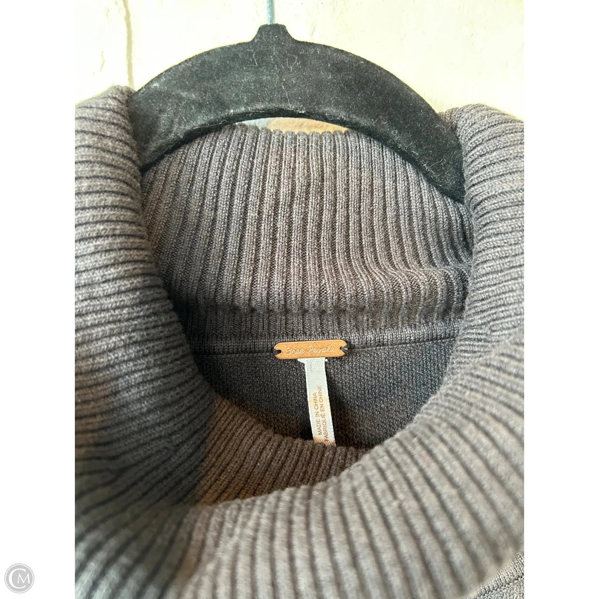 Sweater By Free People In Grey & White, Size: M