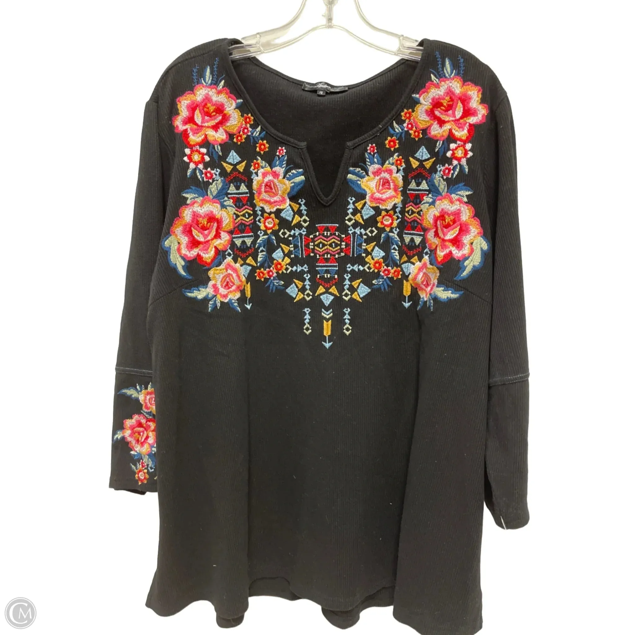 Top Long Sleeve By Andree By Unit In Black, Size: 1x