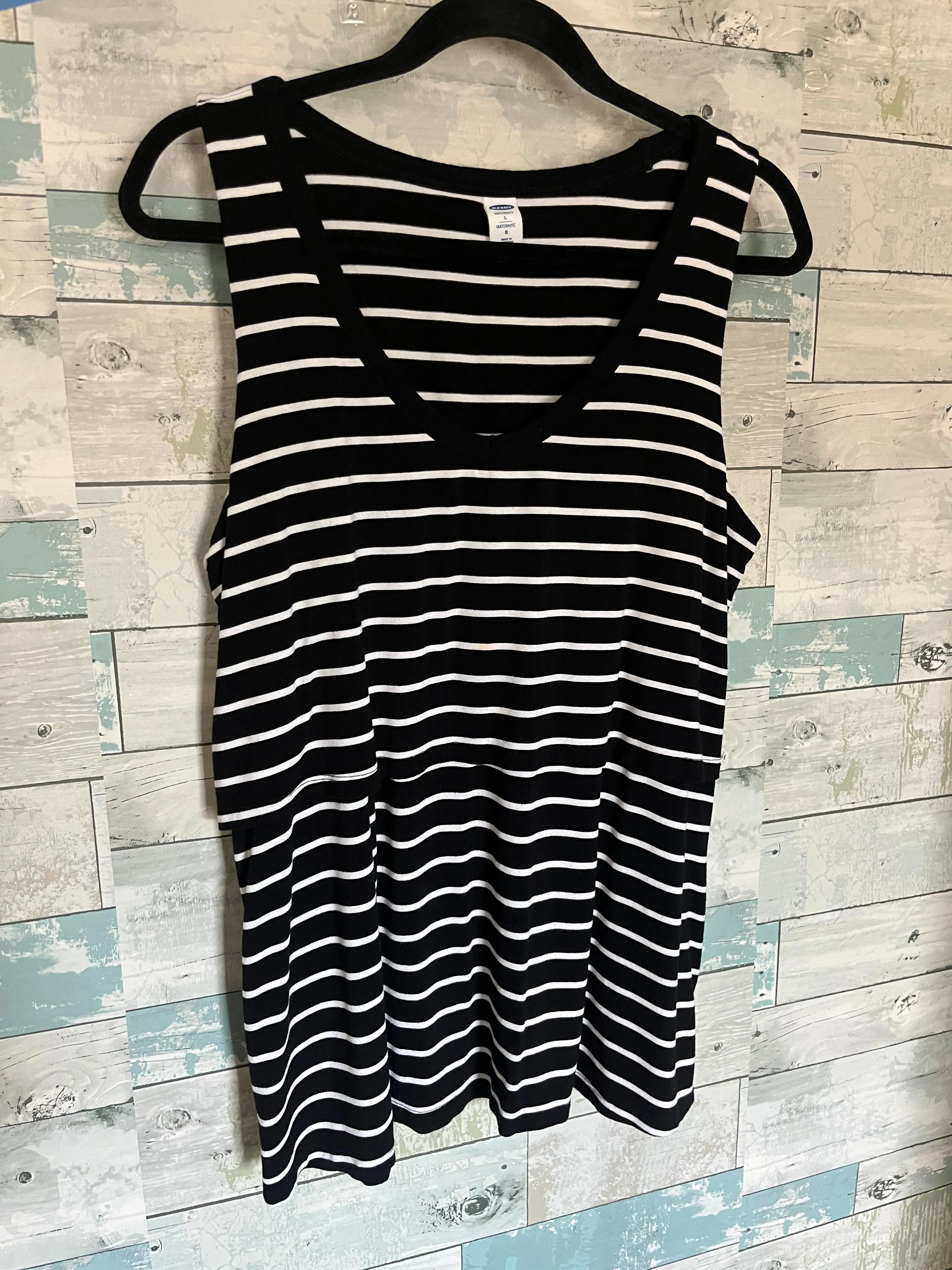 Top Rated Old Navy Nursing Top  Going Fast!