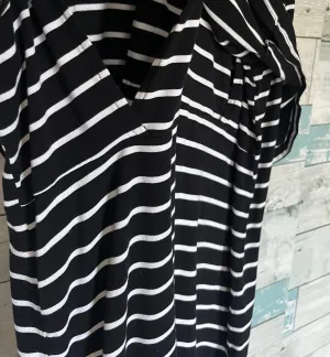 Top Rated Old Navy Nursing Top  Going Fast!