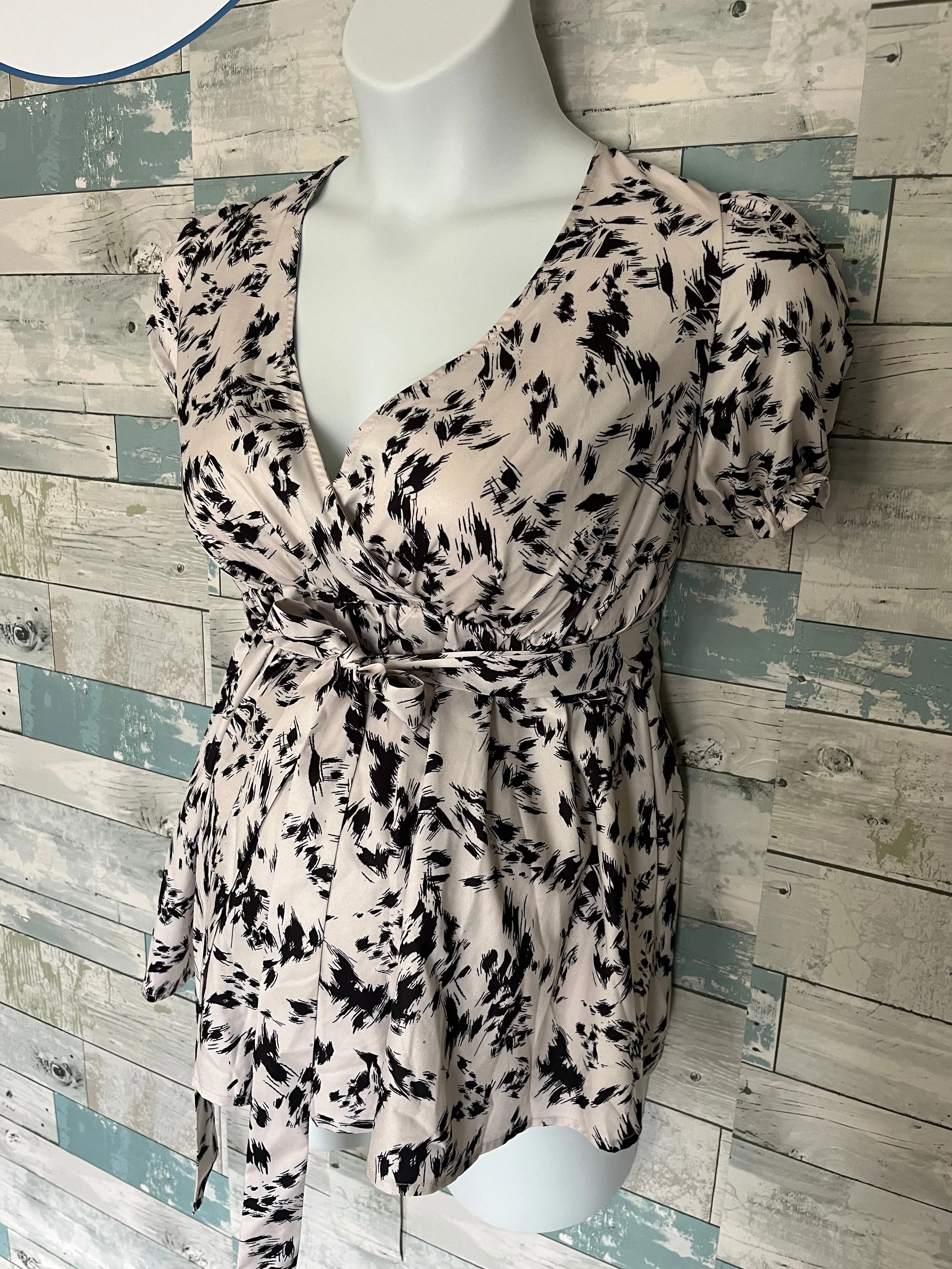 Top Rated Shein maternity top  Ends Soon!