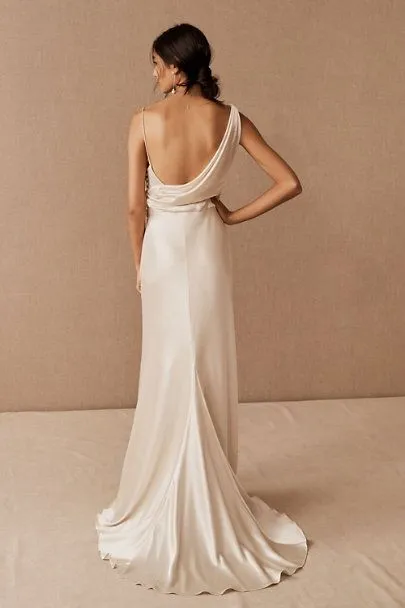 Top Rated Watters Mirall Gown  Limited Availability!