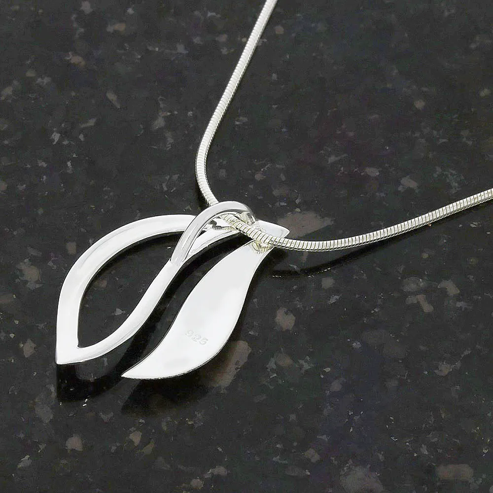 Unique & Co Sterling Silver Necklace MK-248